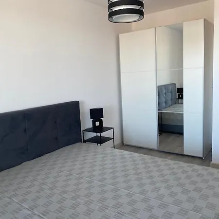 Apartament Mazowiecka G&g コウォブジェク